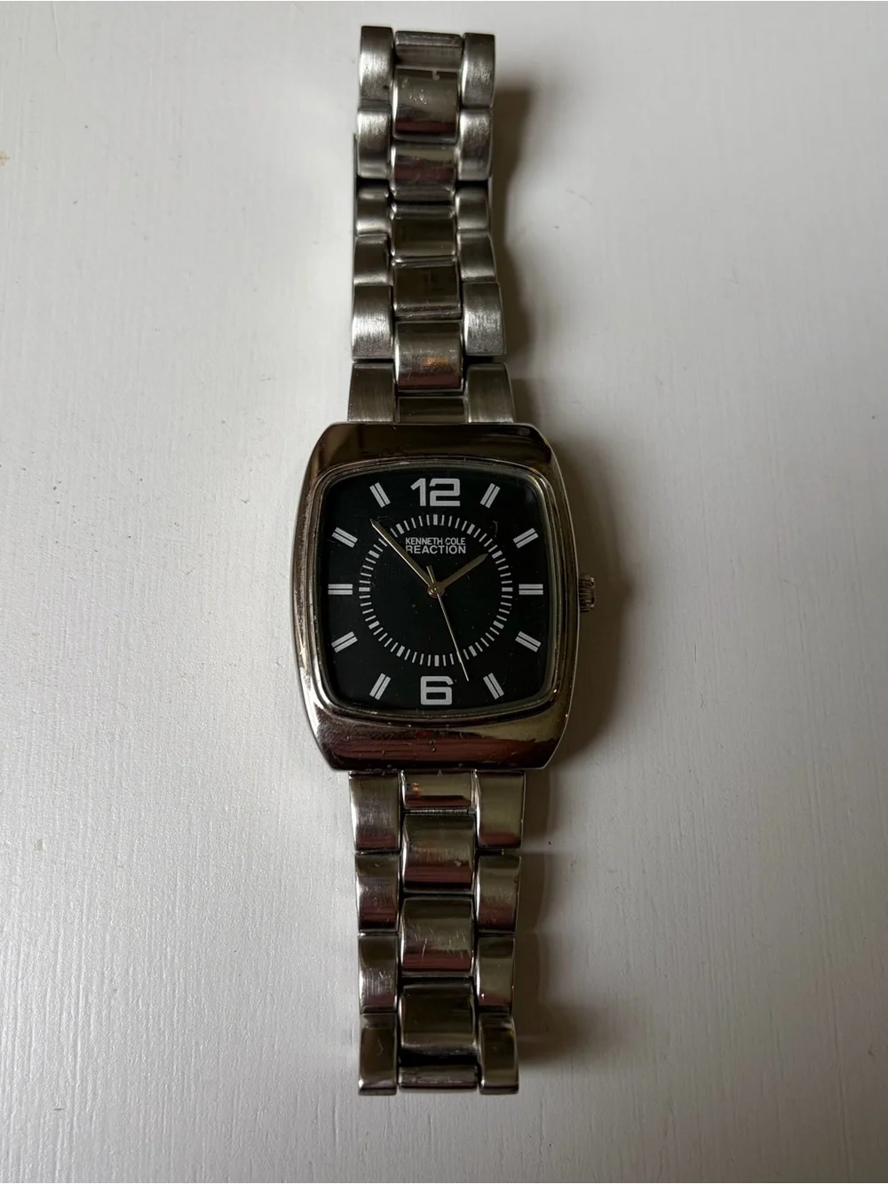Kenneth Cole Reaction Men's Black / Silver Stainless Steel #20885 Watch *Working